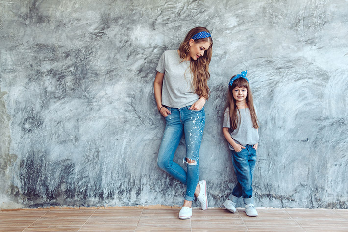 mom with her daughter wearing blank gray t-shirt and jeans